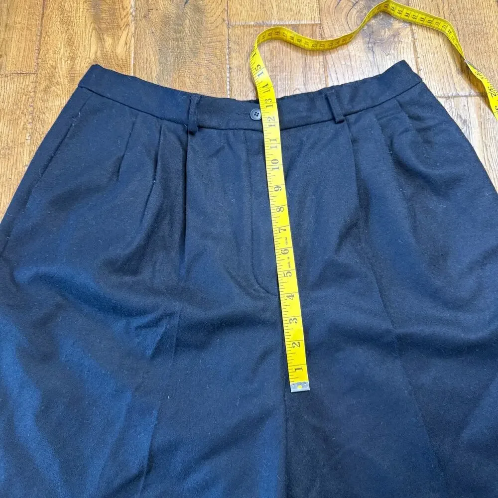 VTG Pendleton 100% Wool Black Pleated High Waisted Trouser Shorts Plus Size 18 - Picture 4 of 8